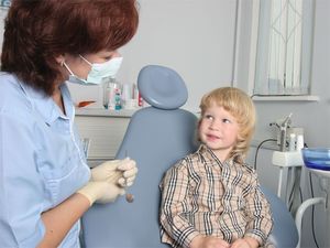 В Новосибирске детям лечат зубы по сертификатам